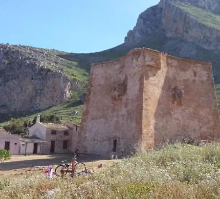 בית נופש I Tramonti Di Cofano קסטלוצו