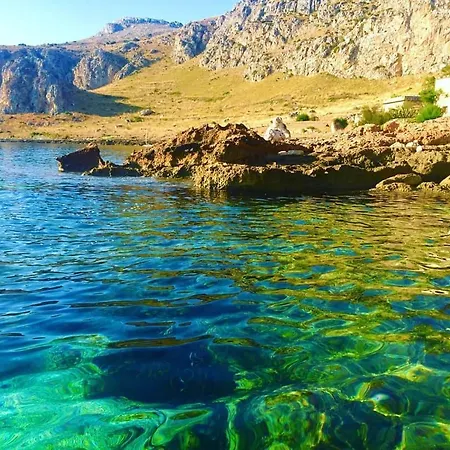 I Tramonti Di Cofano קסטלוצו