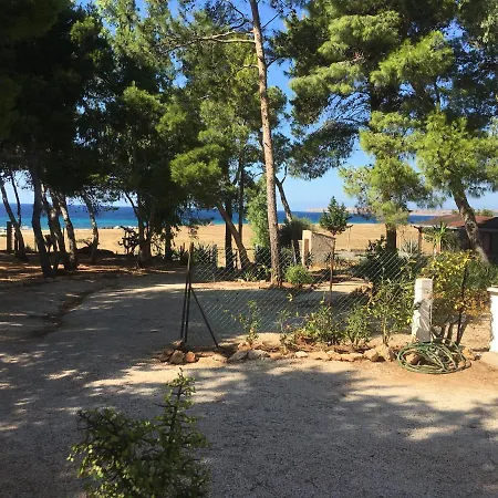 I Tramonti Di Cofano בית נופש קסטלוצו