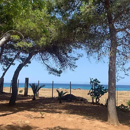 בית נופש I Tramonti Di Cofano קסטלוצו